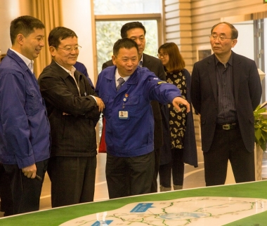 1682058542_1891_380x322